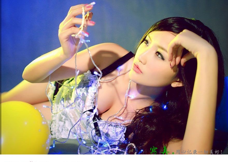 超美女模特私房惊艳写照