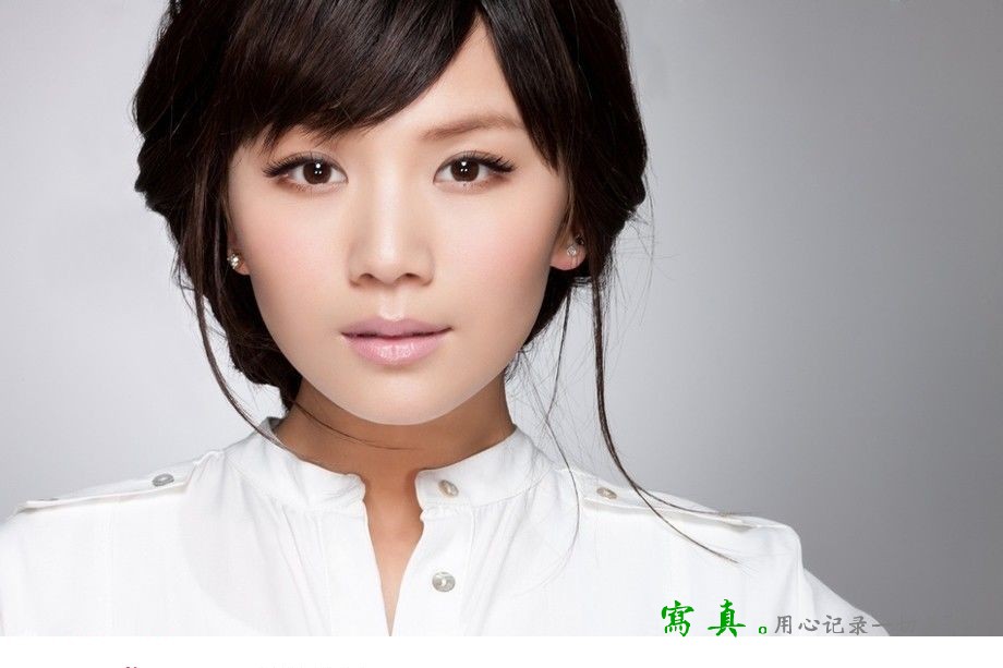 曹曦文雅典公主般的迷人气质