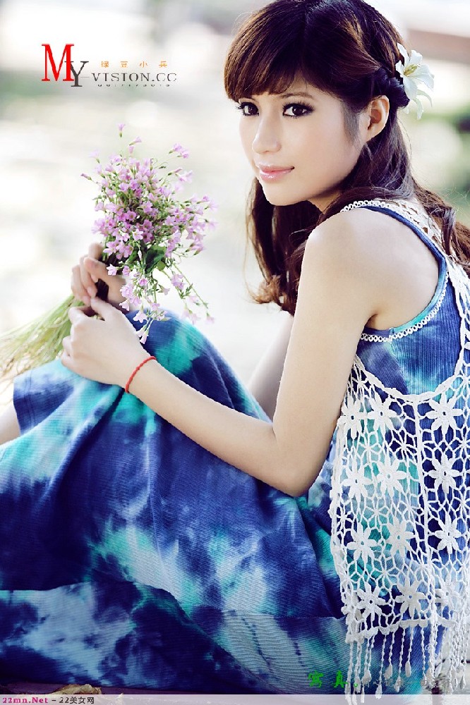跌落凡间的天使旗袍美女花仙子