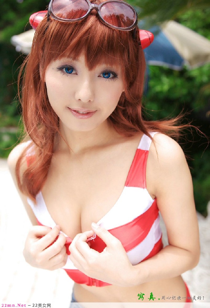 夏日炎炎泳装MM清新写真