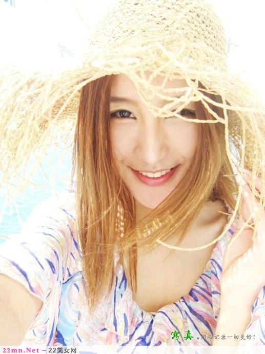 清纯美眉时尚写真图片2