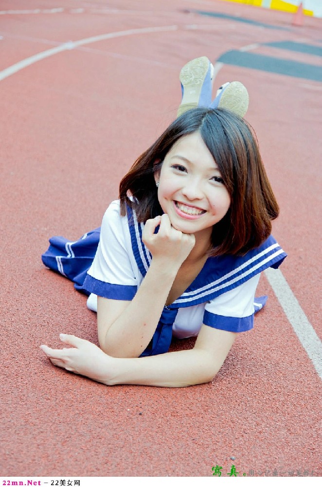 某职业高中的清纯美女学生BEBE